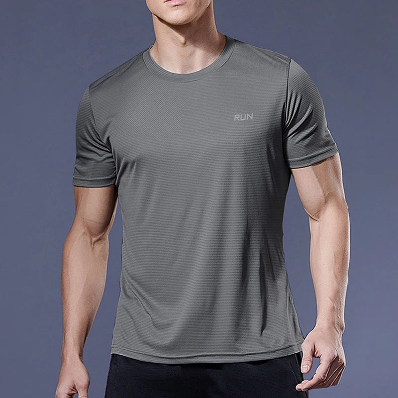 Summer Mens Quick Dry Running Bodybuilding Shirts Sport Gym t Shirt Men Short Sleeve Fitness Tops Oversized t-Shirt Jersey