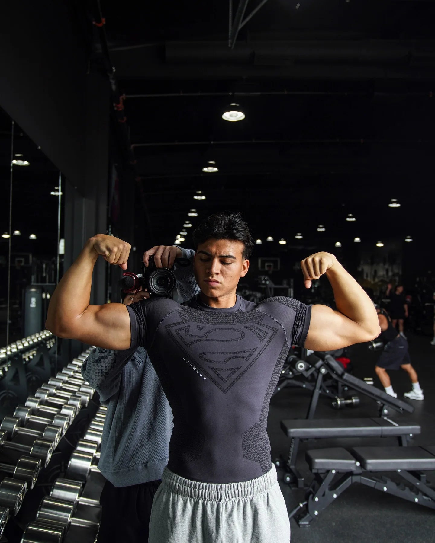 2025 YOUNGAL New Men's Fitness T-shirts clothing sports Tshirt tights high elastic training short sleeve fitness man clothing