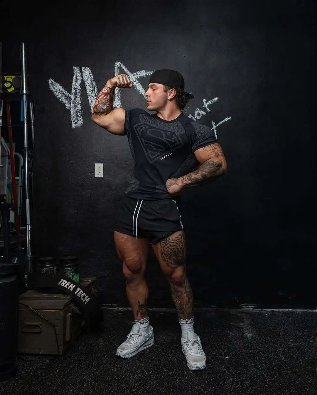 2025 YOUNGAL New Men's Fitness T-shirts clothing sports Tshirt tights high elastic training short sleeve fitness man clothing